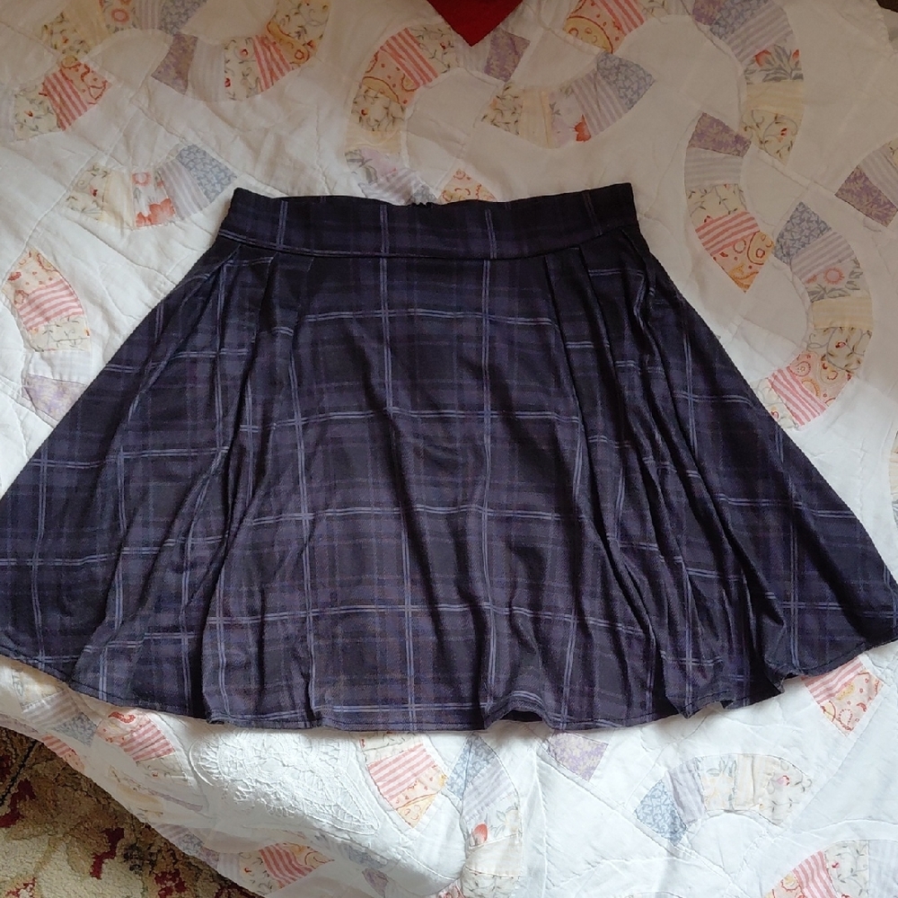 Gray Pleated Mini Skater Skirt for Casual Wear